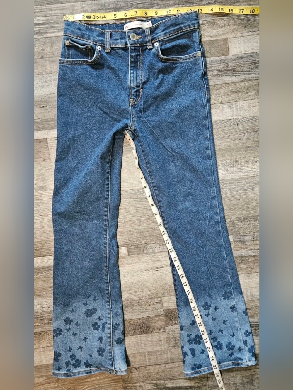 💙💜Levi's 726 Flare Jeans Teenagers size 14 Blue Denim flowers design🩷 - Picture 10 of 10